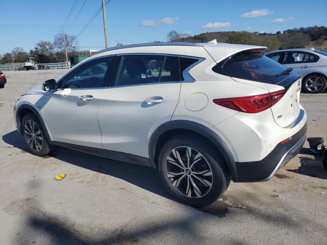 Photo 2 from auction – 2017 INFINITI QX30 BASE with VIN SJKCH5CR8HA034560