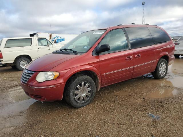 CHRYSLER TOWN & COU 2005 with VIN 2C8GP64L05R310663 - Photo from auction