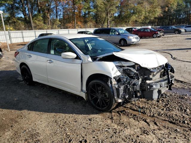 Photo 4 from auction – 2017 NISSAN ALTIMA 2.5 with VIN 1N4AL3AP1HC480932
