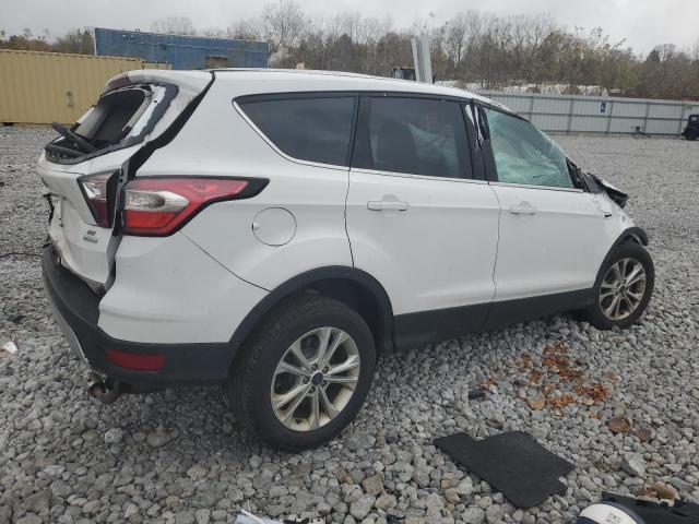 Photo 3 from auction – 2017 FORD ESCAPE SE with VIN 1FMCU0GD1HUB87159