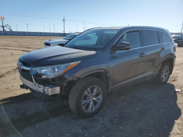 TOYOTA HIGHLANDER 2015 مع رقم تعريف المركبة 5TDJKRFHXFS096466 - صورة من المزاد