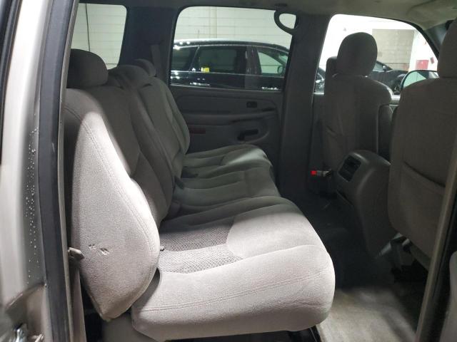 Photo 11 from auction – 2004 CHEVROLET SUBURBAN K with VIN 1GNFK16Z44J204632
