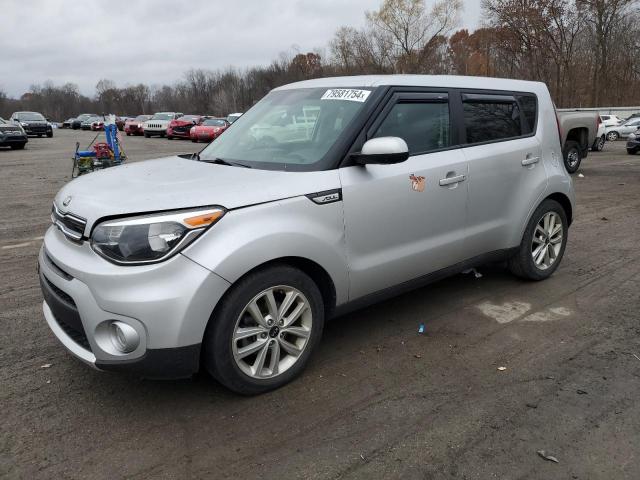 KIA SOUL + 2018 with VIN KNDJP3A55J7544983 - Photo from auction