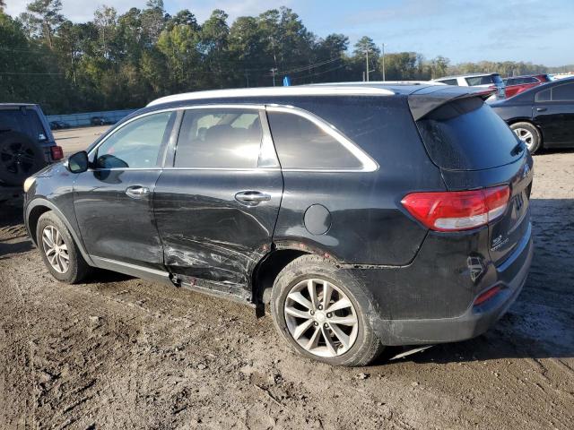 Photo 2 from auction – 2016 KIA SORENTO LX with VIN 5XYPG4A33GG019608