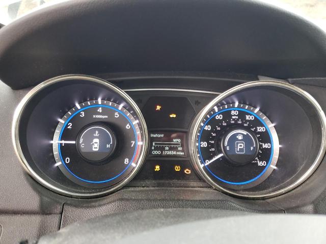 Photo 9 from auction – 2011 HYUNDAI SONATA SE with VIN 5NPEC4ACXBH238330
