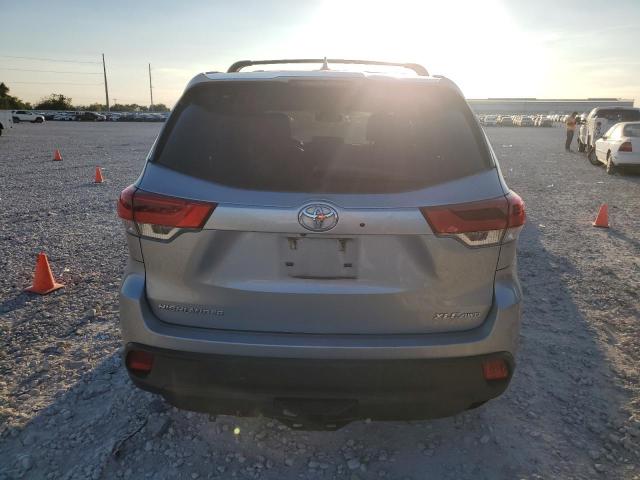 Photo 6 from auction – 2017 TOYOTA HIGHLANDER with VIN 5TDJZRFH9HS518323