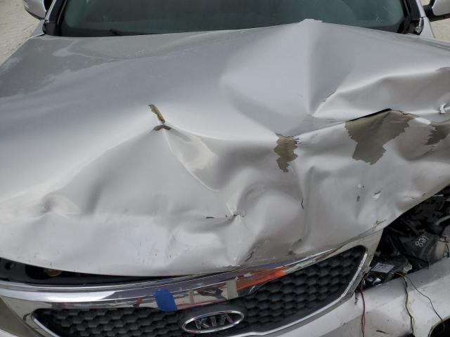Photo 12 from auction – 2013 KIA SORENTO LX with VIN 5XYKT3A14DG375902