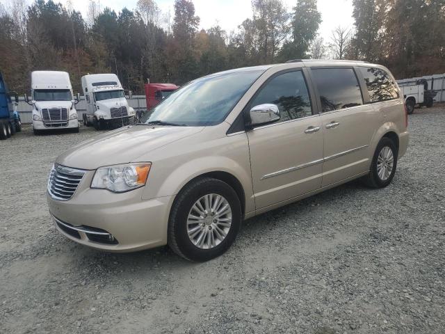 CHRYSLER TOWN & COU 2014 with VIN 2C4RC1GG4ER188977 - Photo from auction