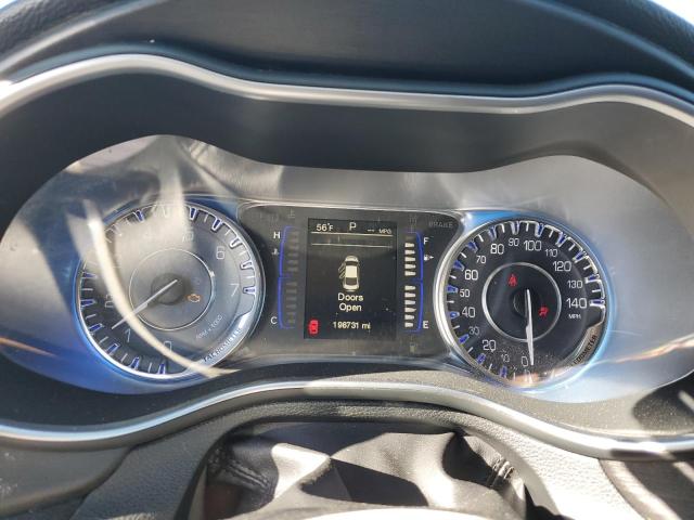 Photo 9 from auction – 2015 CHRYSLER 200 LIMITE with VIN 1C3CCCAB5FN732131