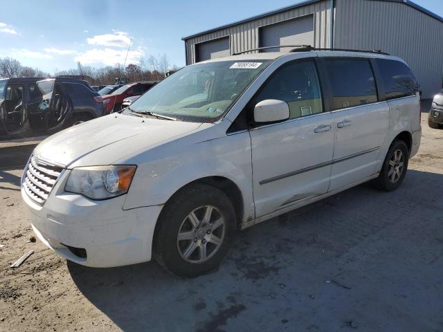 CHRYSLER TOWN & COU 2010 with VIN 2A4RR5D16AR104829 - Photo from auction
