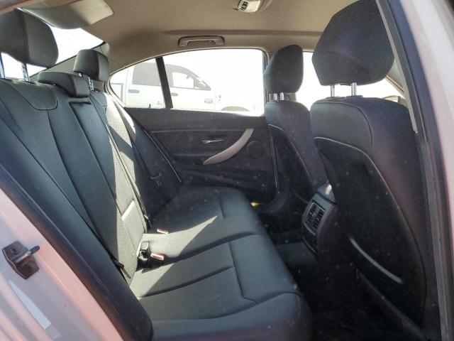 Снимка 11 от търг – 2016 BMW 320 I с VIN WBA8E1G53GNU11124
