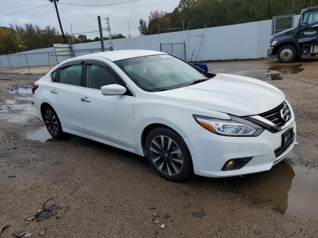 Photo 4 from auction – 2018 NISSAN ALTIMA 2.5 with VIN 1N4AL3AP3JC201356