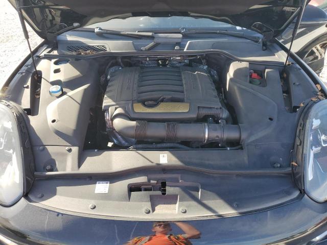 Photo 12 from auction – 2017 PORSCHE CAYENNE with VIN WP1AA2A24HKA80530