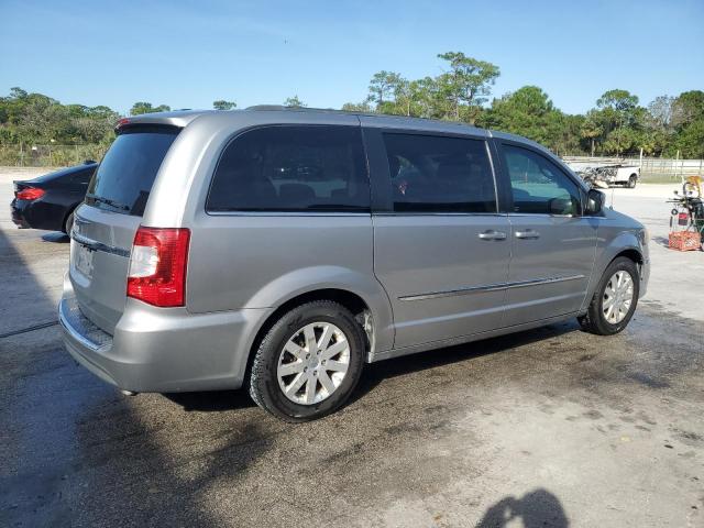 Photo 3 from auction – 2013 CHRYSLER TOWN & COU with VIN 2C4RC1BG0DR742666
