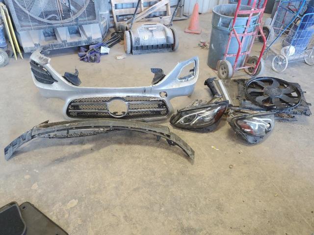 Photo 12 from auction – 2018 MERCEDES-BENZ E 300 with VIN WDDZF4JB6JA381898