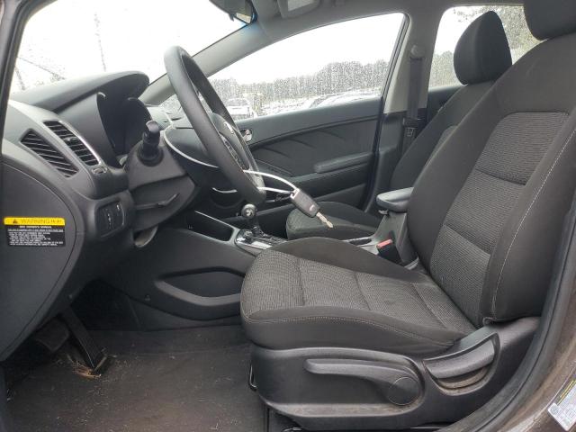 Photo 7 from auction – 2017 KIA FORTE LX with VIN 3KPFK4A77HE131372