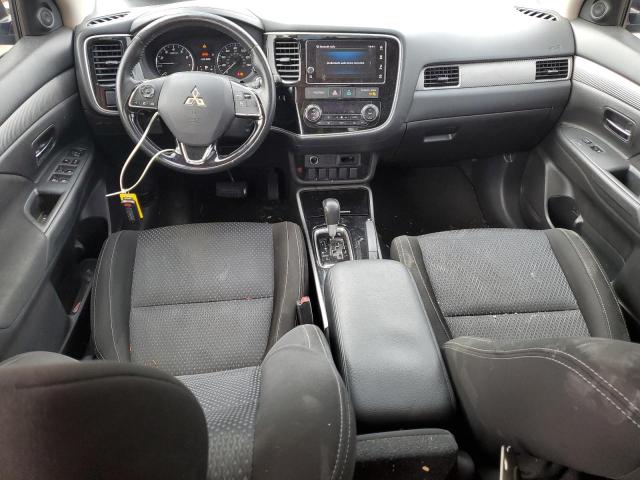 Photo 8 from auction – 2018 MITSUBISHI OUTLANDER with VIN JA4AD3A39JZ066234