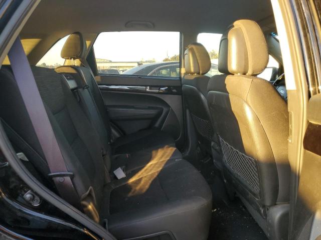 Photo 11 from auction – 2015 KIA SORENTO LX with VIN 5XYKT3A67FG564297