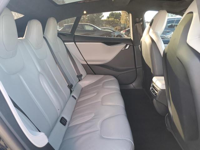 Photo 10 from auction – 2015 TESLA MODEL S 85 with VIN 5YJSA1H20FFP79010