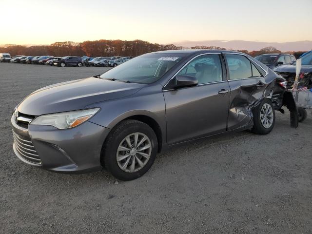 TOYOTA CAMRY LE 2017 with VIN 4T1BF1FK4HU285789 - Photo from auction