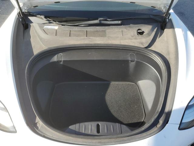 Photo 11 from auction – 2018 TESLA MODEL 3 with VIN 5YJ3E1EA8JF053733
