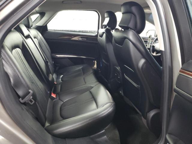 Photo 10 from auction – 2016 LINCOLN MKZ HYBRID with VIN 3LN6L2LU0GR601636