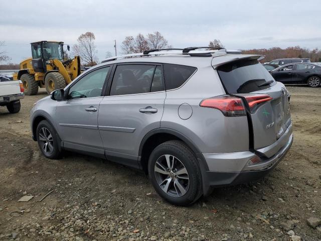 Photo 2 from auction – 2016 TOYOTA RAV4 XLE with VIN 2T3RFREVXGW438481