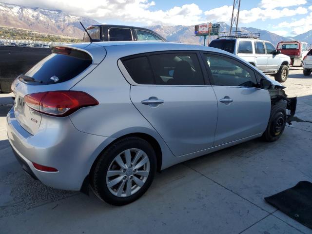 Photo 3 from auction – 2015 KIA FORTE EX with VIN KNAFX5A88F5316830