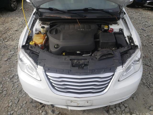 Photo 11 from auction – 2012 CHRYSLER 200 LIMITE with VIN 1C3BCBFGXCN315500