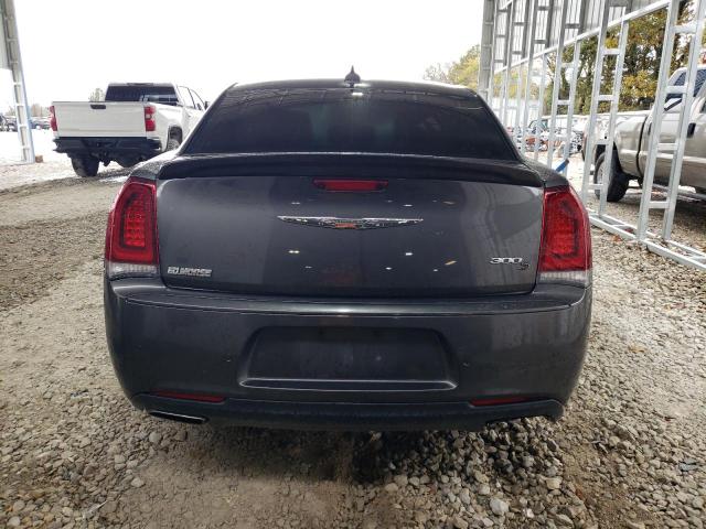 Photo 6 from auction – 2018 CHRYSLER 300 S with VIN 2C3CCABG9JH261617