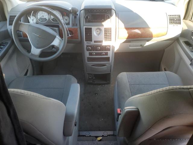 Photo 8 from auction – 2009 CHRYSLER TOWN & COU with VIN 2A8HR44E39R521862