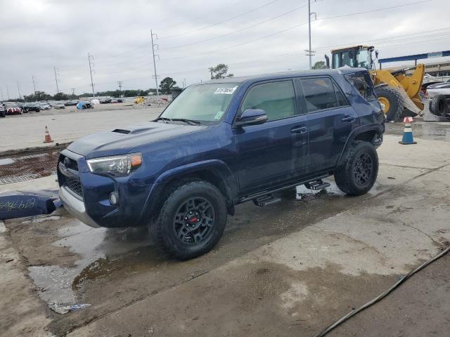 TOYOTA 4RUNNER SR 2019 with VIN JTEBU5JR2K5698183 - Photo from auction