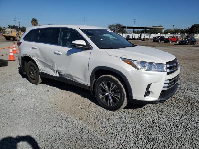 Photo 4 from auction – 2019 TOYOTA HIGHLANDER with VIN 5TDZZRFH6KS310765