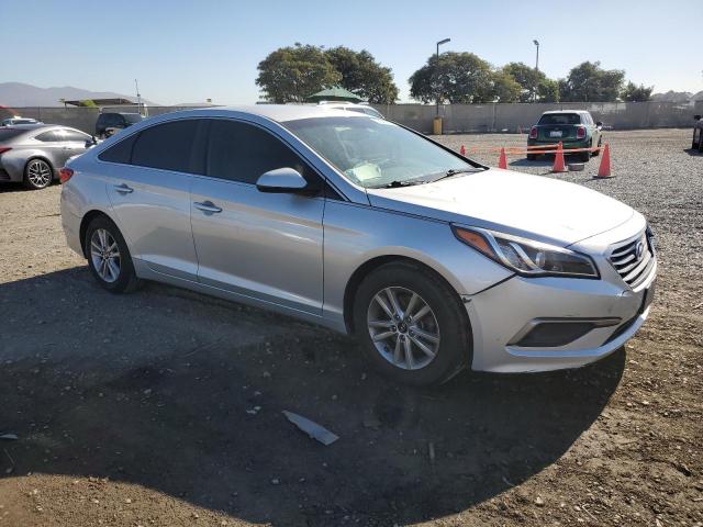 Photo 4 from auction – 2016 HYUNDAI SONATA SE with VIN 5NPE24AF5GH374496
