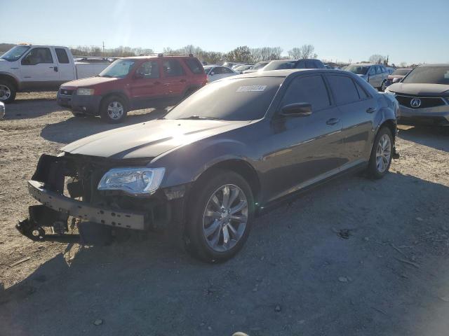 CHRYSLER 300C 2017 with VIN 2C3CCAKGXHH580325 - Photo from auction