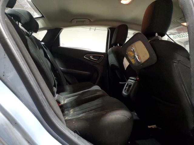 Photo 10 from auction – 2015 CHRYSLER 200 LIMITE with VIN 1C3CCCAB1FN685647