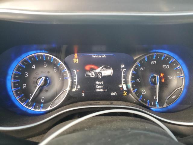 Photo 9 from auction – 2017 CHRYSLER PACIFICA L with VIN 2C4RC1GG5HR643212