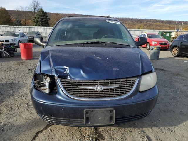 Photo 5 from auction – 2002 CHRYSLER TOWN & COU with VIN 2C4GP443X2R712613