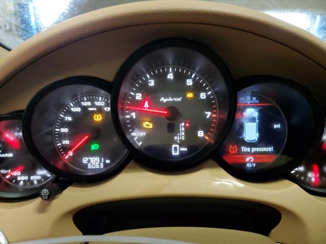 Photo 9 from auction – 2011 PORSCHE CAYENNE S with VIN WP1AE2A24BLA92313