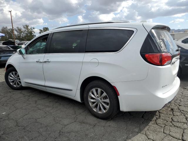 Photo 2 from auction – 2018 CHRYSLER PACIFICA T with VIN 2C4RC1BG6JR211693