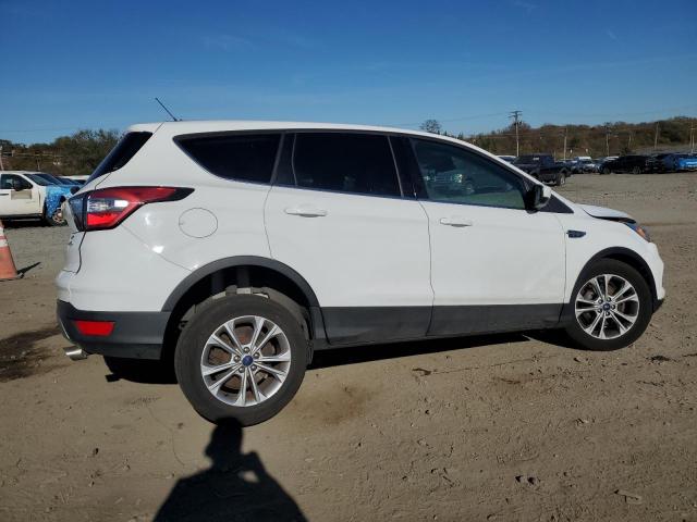 Photo 3 from auction – 2017 FORD ESCAPE SE with VIN 1FMCU0GDXHUB58484