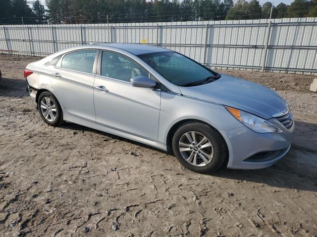 Photo 4 from auction – 2014 HYUNDAI SONATA GLS with VIN 5NPEB4AC0EH901217