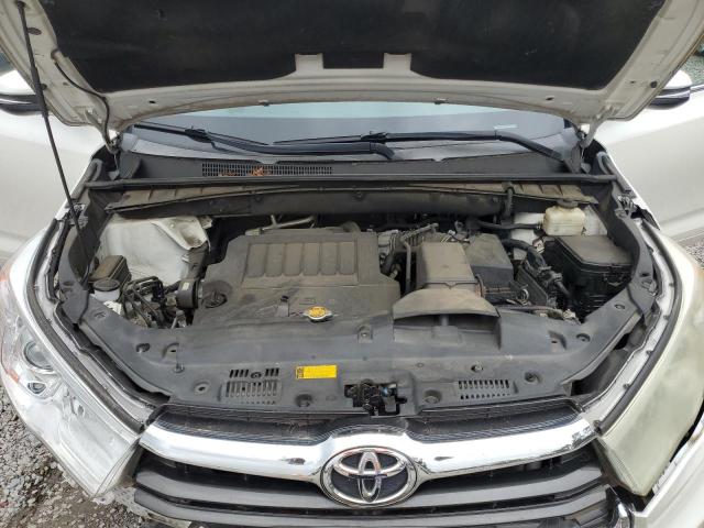 Photo 12 from auction – 2015 TOYOTA HIGHLANDER with VIN 5TDZKRFH4FS042454