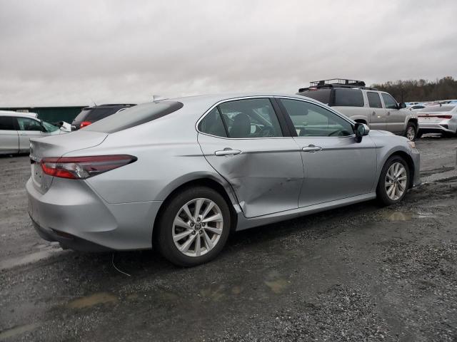 Photo 3 from auction – 2023 TOYOTA CAMRY LE with VIN 4T1C11AK2PU832406