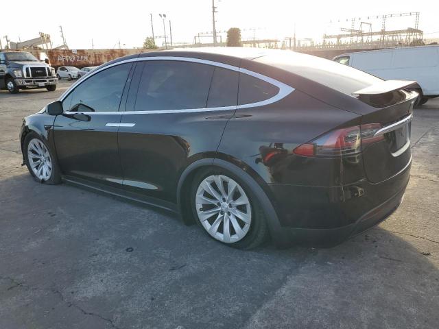 Photo 2 from auction – 2018 TESLA MODEL X with VIN 5YJXCAE24JF103883