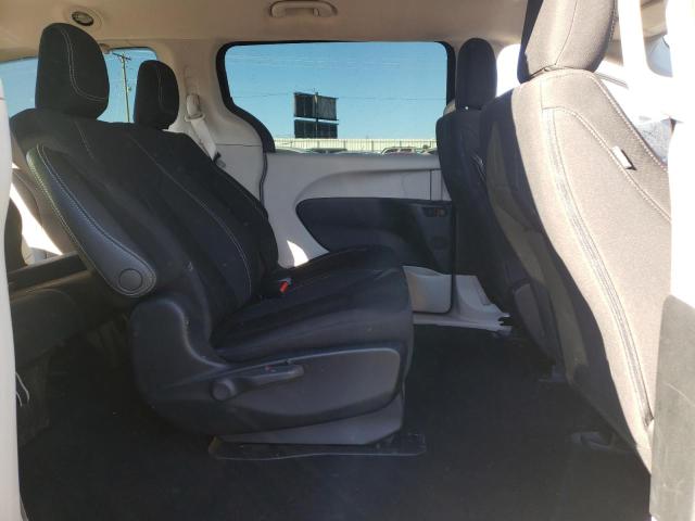 Photo 11 from auction – 2020 CHRYSLER VOYAGER L with VIN 2C4RC1AG0LR138194