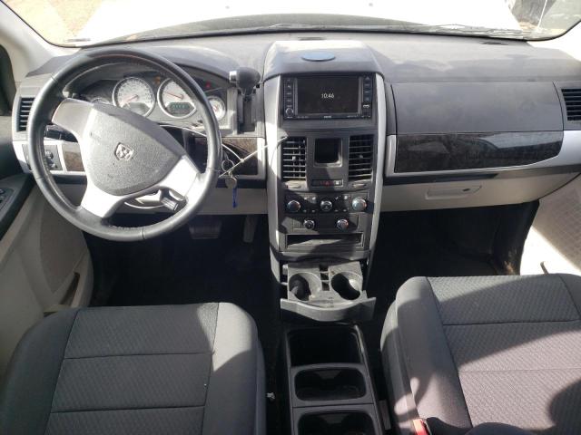 Photo 8 from auction – 2010 DODGE GRAND CARA with VIN 2D4RN6DXXAR372295