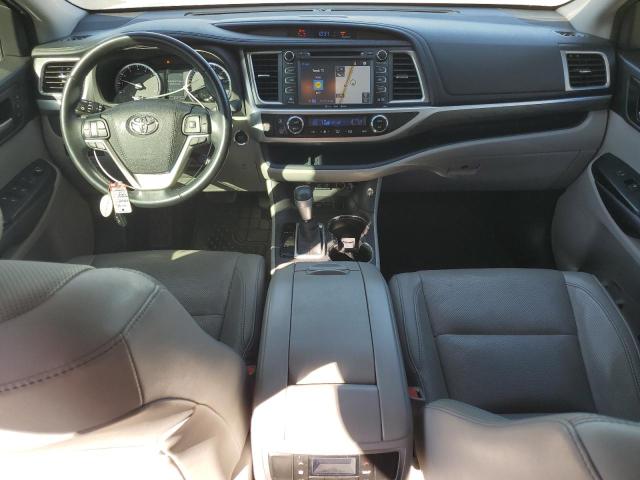 Photo 8 from auction – 2017 TOYOTA HIGHLANDER with VIN 5TDYZRFH2HS229346