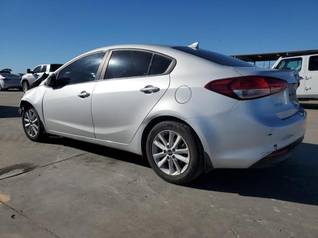 Photo 2 from auction – 2017 KIA FORTE LX with VIN 3KPFL4A70HE151928
