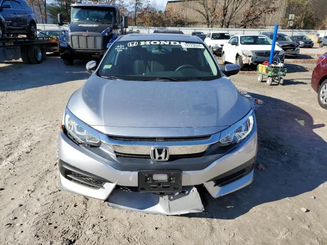 Photo 5 from auction – 2016 HONDA CIVIC EX with VIN 19XFC2F7XGE203044